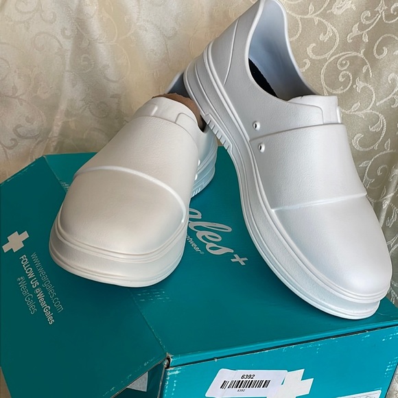 Gales + Shoes New Gales Frontline Nurse Shoes For Women And Men Comfortable Slip On Shoes
